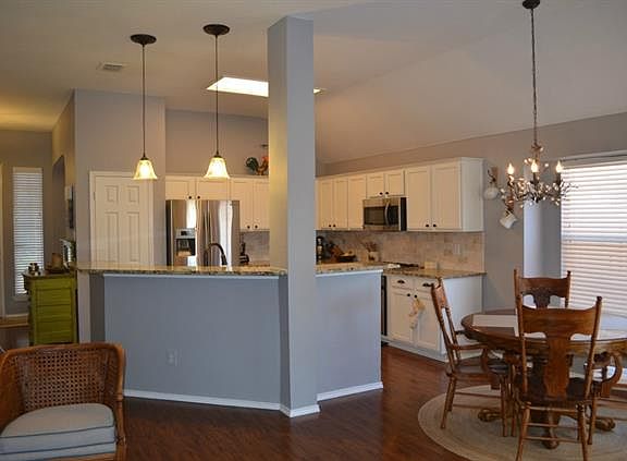 5th image of 7312 Stone Hearth Dr