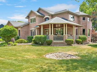 10841 Cantigny Rd, Countryside, IL 60525