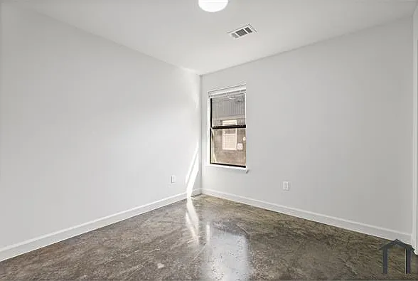4 bed, 1450 sqft, $1,550 — Photo 3