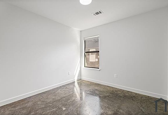 3rd image of 1109 Cella St