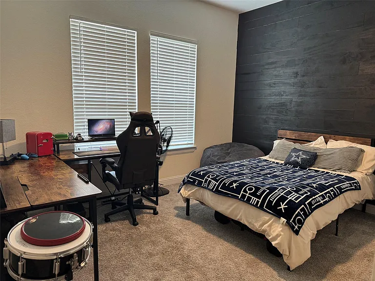 134 Rose Heath Ln — Photo 4