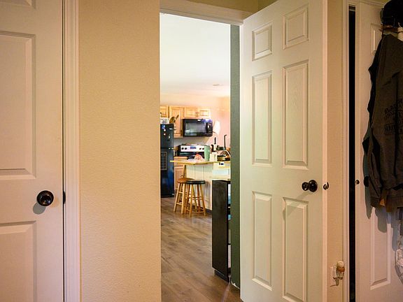 5th image of 33080 Birch Ln
