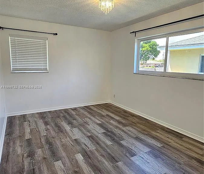 117 NW 11th Ave — Photo 13