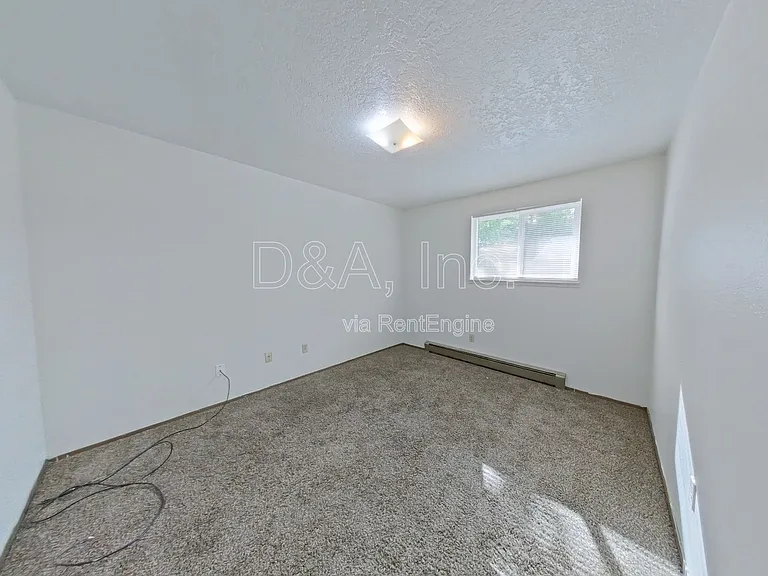 1692 Del Rio Ave SE — Photo 11