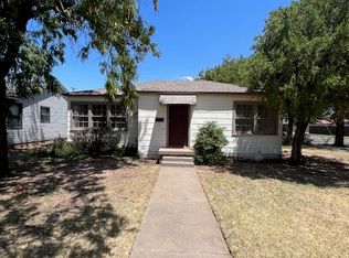2702 33rd St, Lubbock, TX 79410
