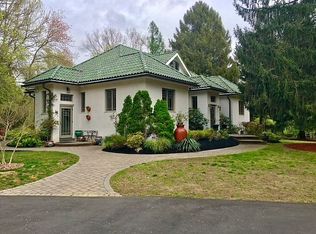 814 Hulses Corner Rd, Howell, NJ 07731