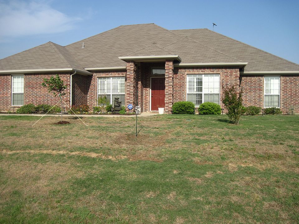 1st image of 803 Fairmeadow Cir