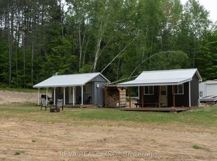 219 Elgin Rd, Hastings Highlands, ON K0L 2K0