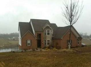 4889 Menominee Ln, Clarkston, MI 48348