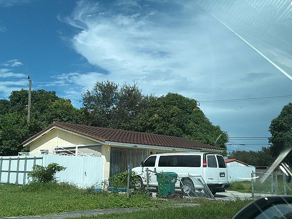 3rd image of 1801 NW 83rd Ter