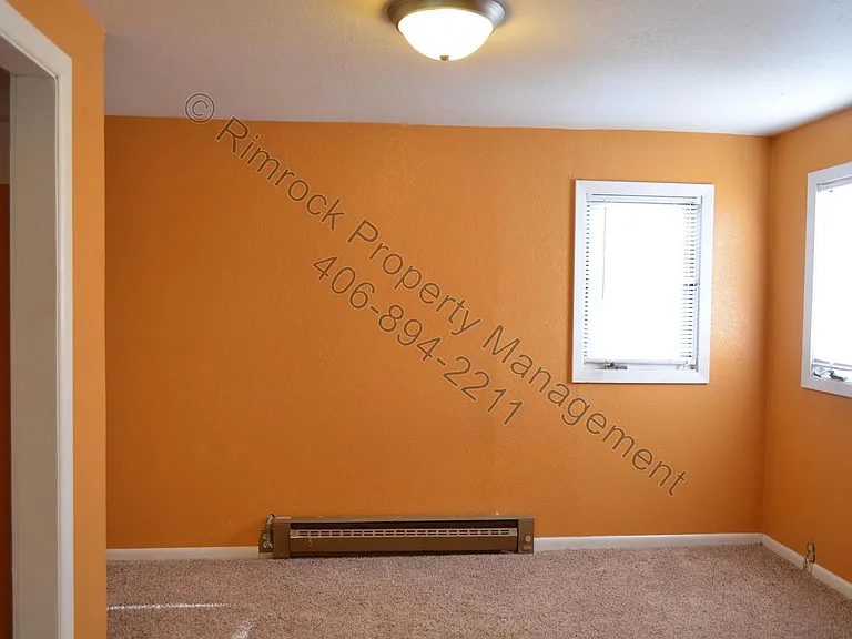 825 Avenue C — Photo 6