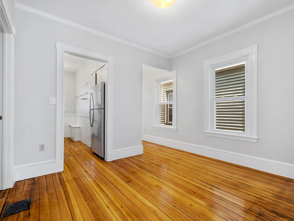 59 Hawthorne St #1X