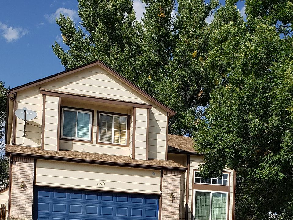 Summer view of 790 Crestline Drive