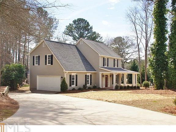 3rd image of 157 Kenton Pl