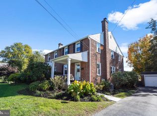 653 Malvern Rd, Ardmore, PA 19003