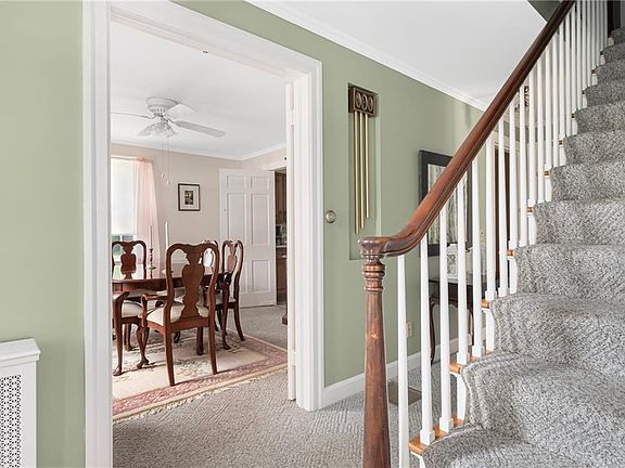 5th image of 111 Catlin Ave