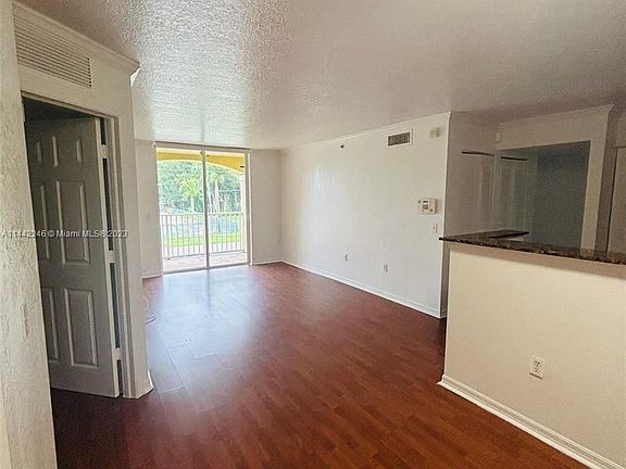 2nd image of 13770 NE 3rd Ct APT 201