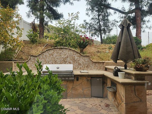 5th image of 12101 Van Nuys Blvd Unit 6
