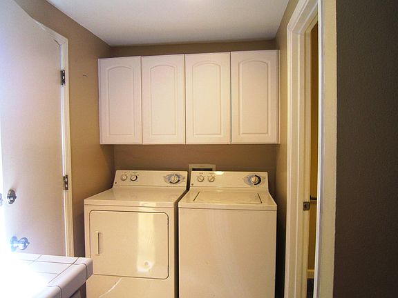4th image of 2518 White Oak Pl Unit C