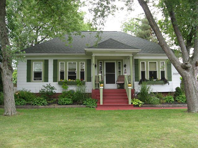 1st image of 2609 Hakanaw Ave