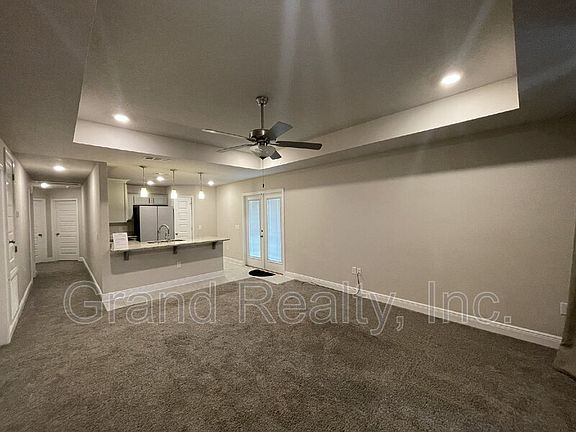 2nd image of 4293 Castille Ave