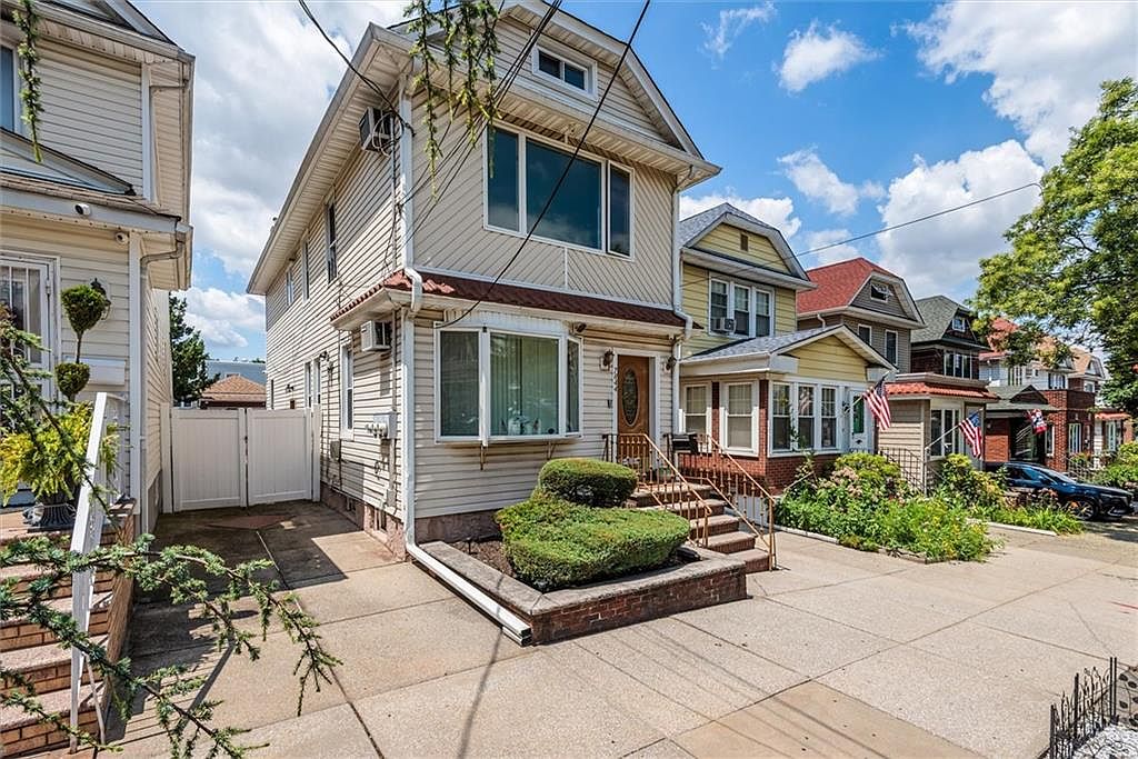 ✨coming soon✨ 7844 86th St, Glendale, NY 11385 | MLS #494315 | Zillow