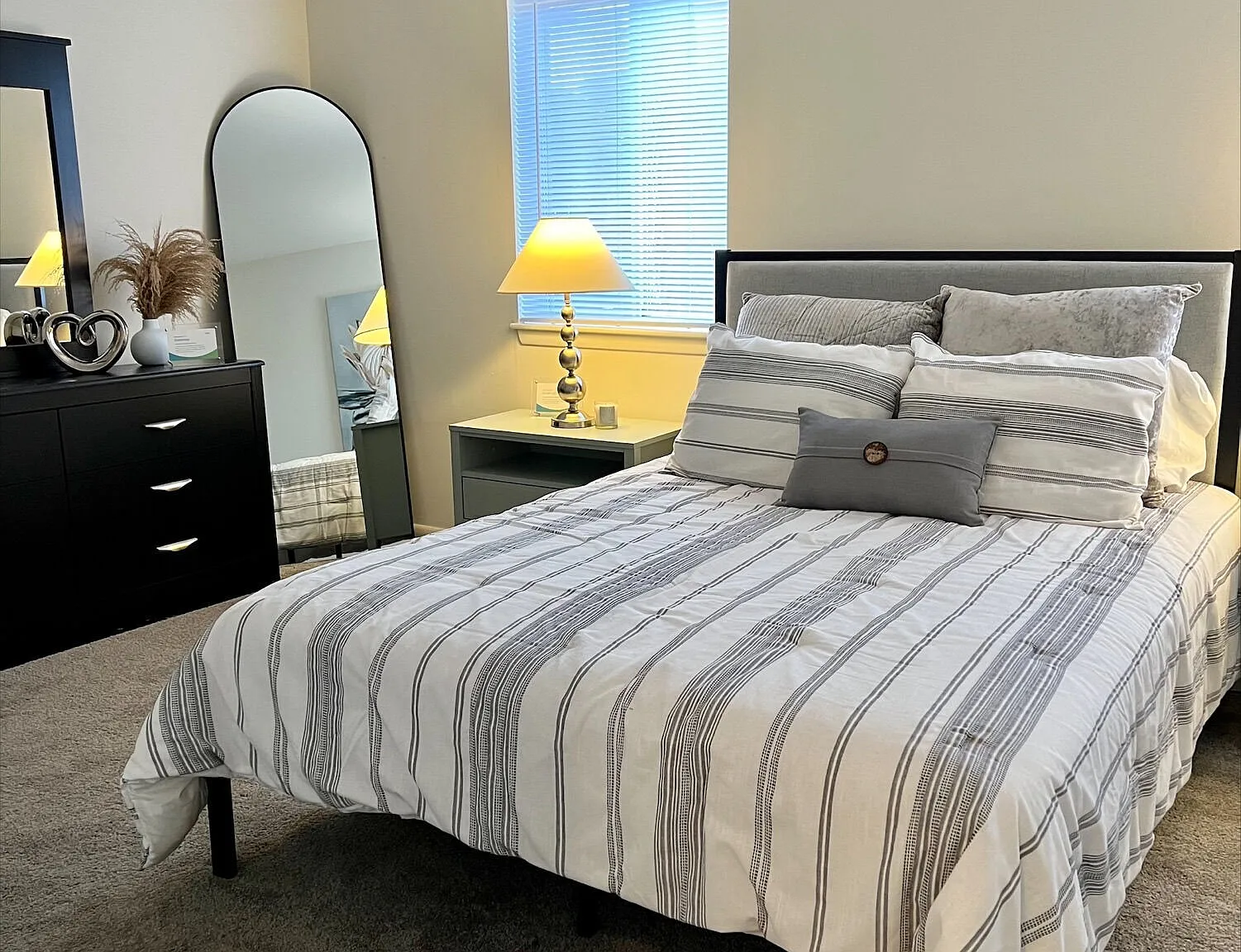 Auburn Pointe — Photo 4