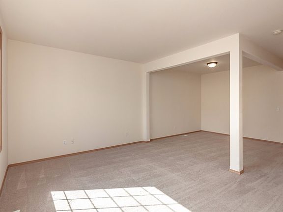 5th image of 9013 174th Street Ct E