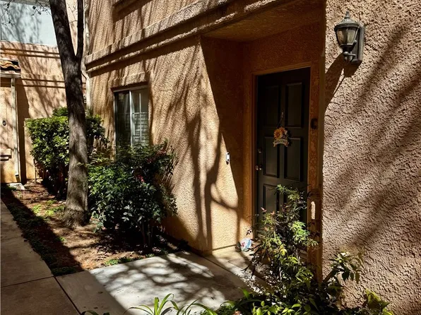 25114 Steinbeck Ave Unit C, Newhall, CA 91381