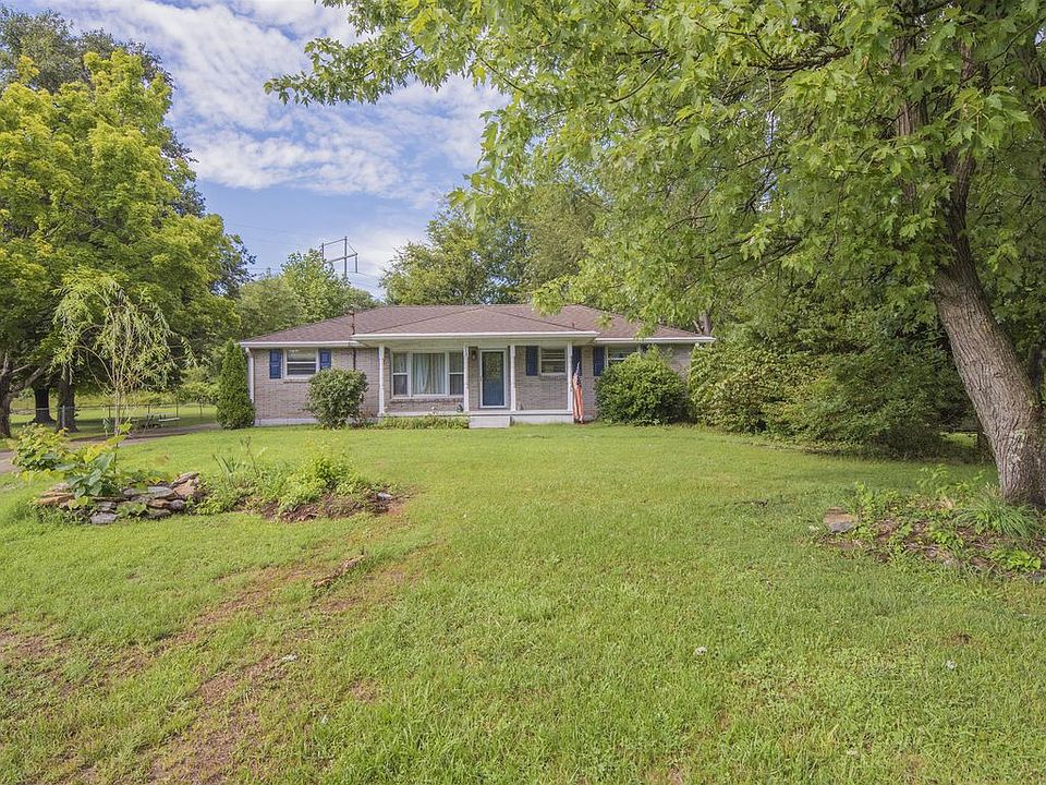 1st image of 213 Belaire Dr