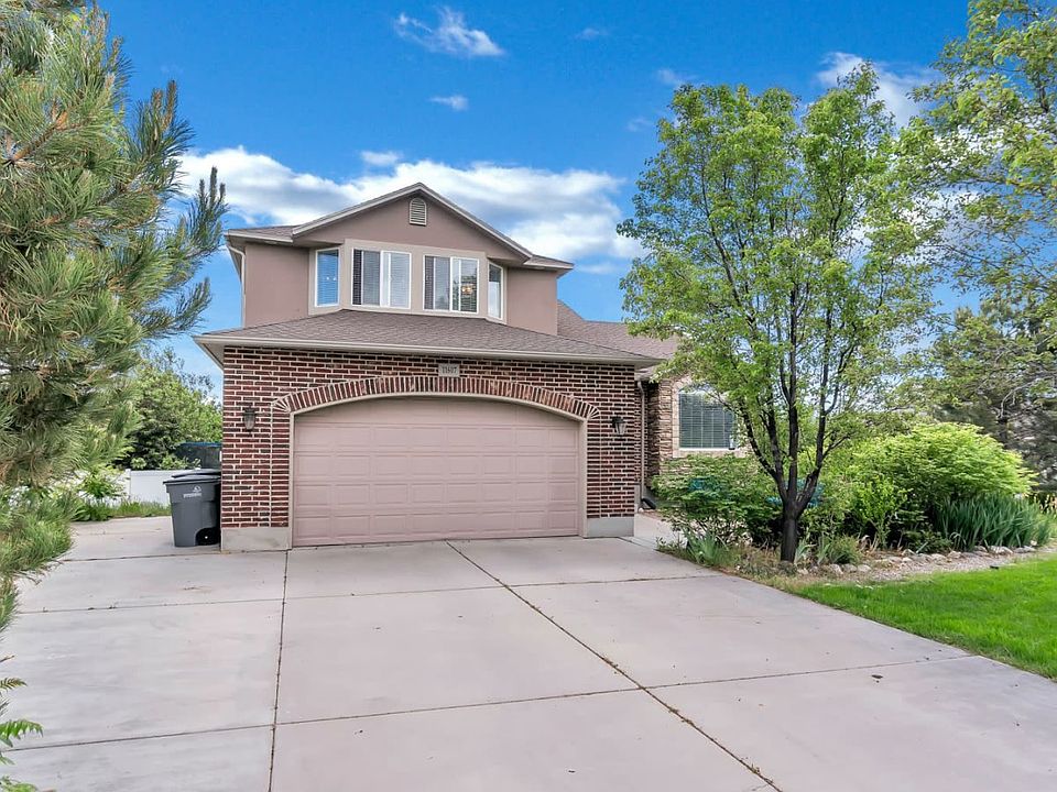 1st image of 11607 S Sunny Stone Dr