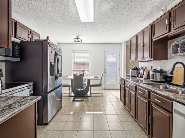 2501 Nogales Dr, Fort Worth, TX 76108