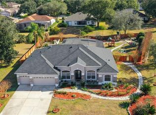 588 Hebrides Ct, Apopka, FL 32712