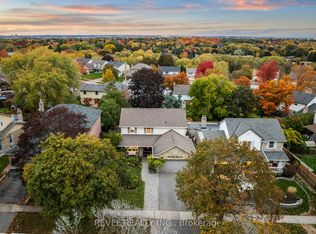 330 Regal Briar St, Whitby, ON L1N6N1