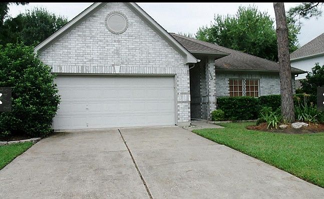 1st image of 14823 Hollydale Dr