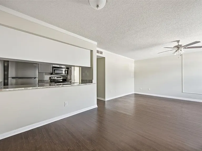 3102 W Horatio St #12 — Photo 10