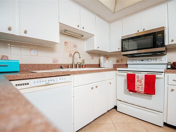 5th image of 19029 Us Highway 19 N APT 26-301