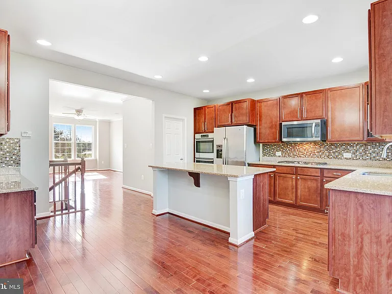 24803 Mason Dale Ter — Photo 15