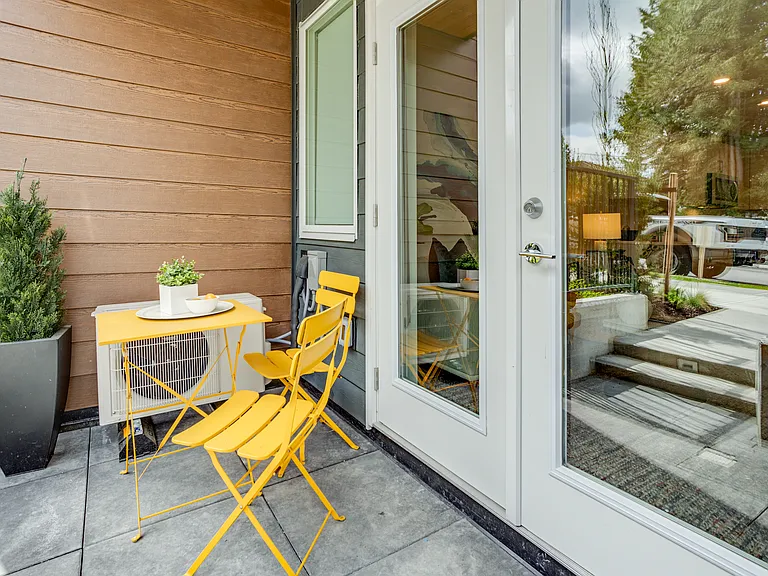 750 Robinson St — Photo 30