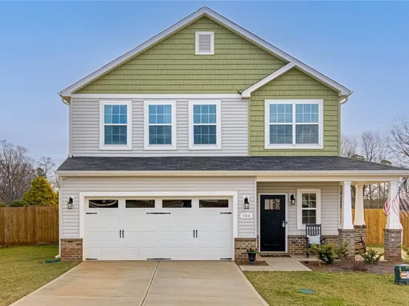 104 Red Maple Way, King, NC 27021