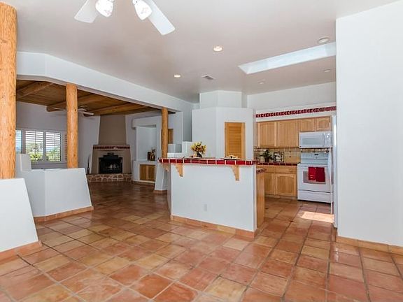 2nd image of 4037 Cherry Tree Way