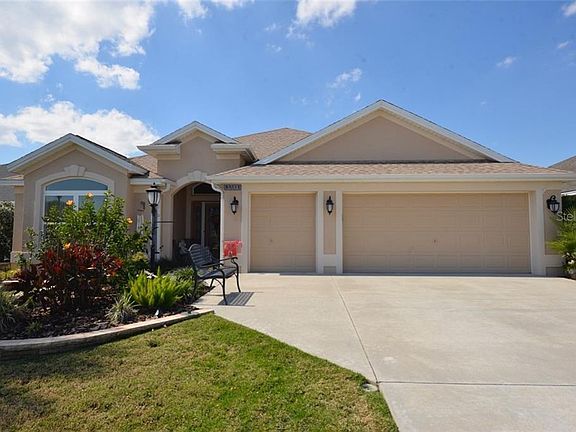 3rd image of 3092 Collins Ct