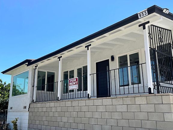 4th image of 953 N Hicks Ave