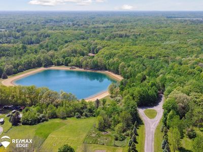 7070 Whispering Sands Rd, Montrose, MI, 48457