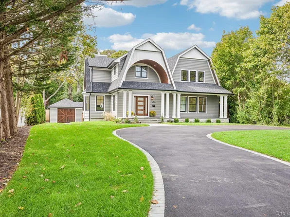 10 Nelson Avenue, Blue Point, NY 11715