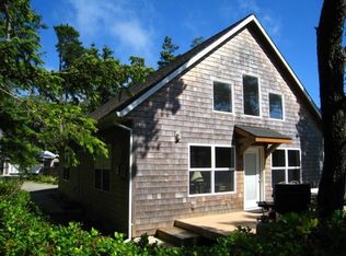 17420 Ocean Blvd, Rockaway Beach, OR