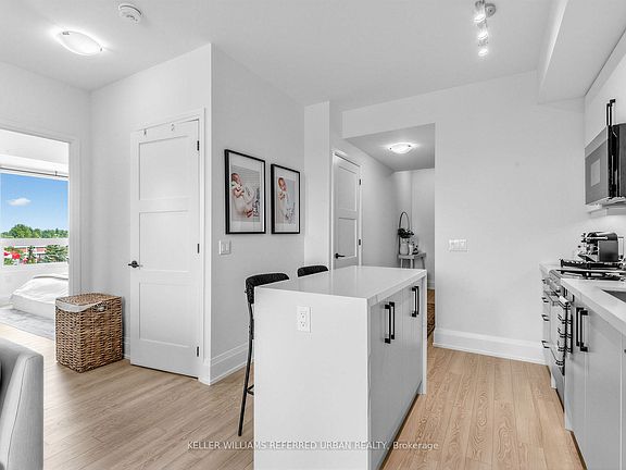 5th image of 2075 King Rd #440