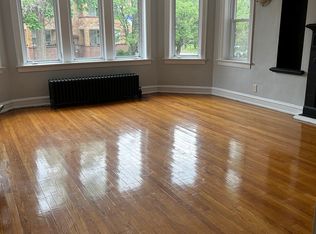 6807 S Harper Ave APT 1F, Chicago, IL 60637