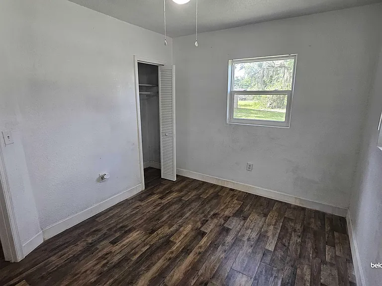 1009 W Washington St — Photo 8