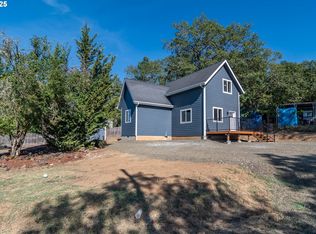 320 Wells Ln, Oakland, OR 97462